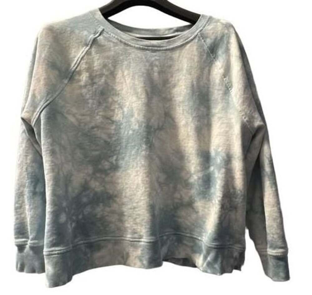 Time and Tru Women's Blue Tie-Dye Long Sleeve Sweatshirt XL 16-18 w bonus shirt